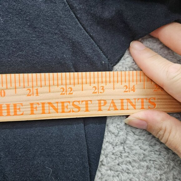 Star Wars Mandalorian Wanted Baby Yoda Tee 2X Black Soft Cotton Mad Engine Mens - Picture 2 of 5